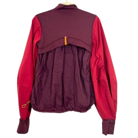 Lululemon Face Forward Define Roksanda Jacket Size 8 Pre-Loved - Picture 5 of 6